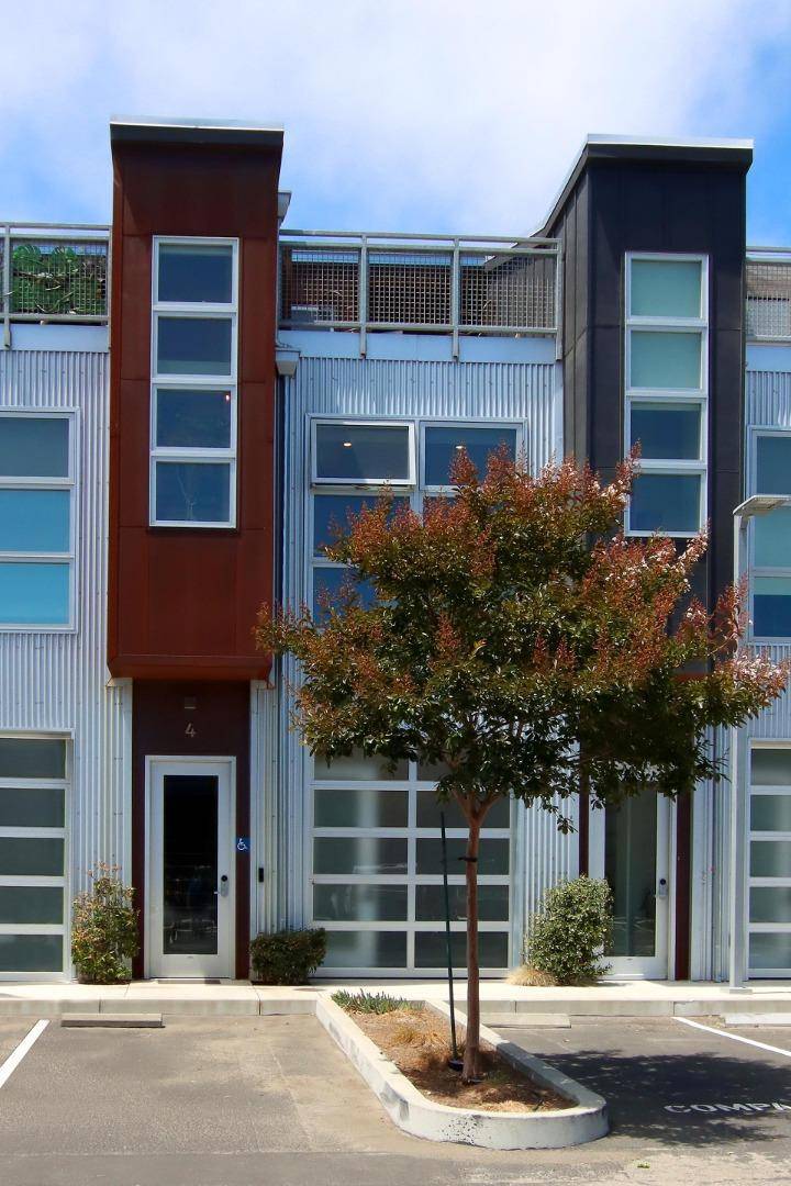 Santa Cruz, CA 95060,202 Panetta AVE #4