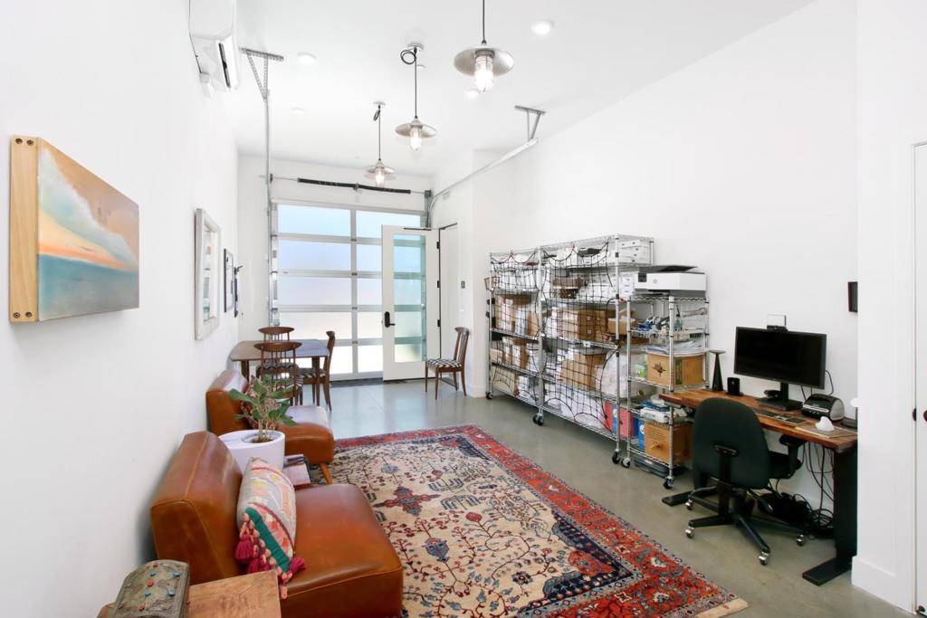 Santa Cruz, CA 95060,202 Panetta AVE #4