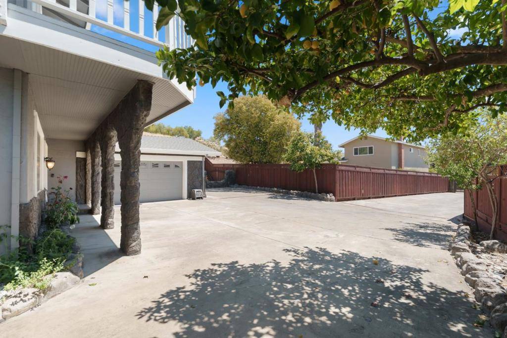 San Jose, CA 95148,3532 Boeger LN