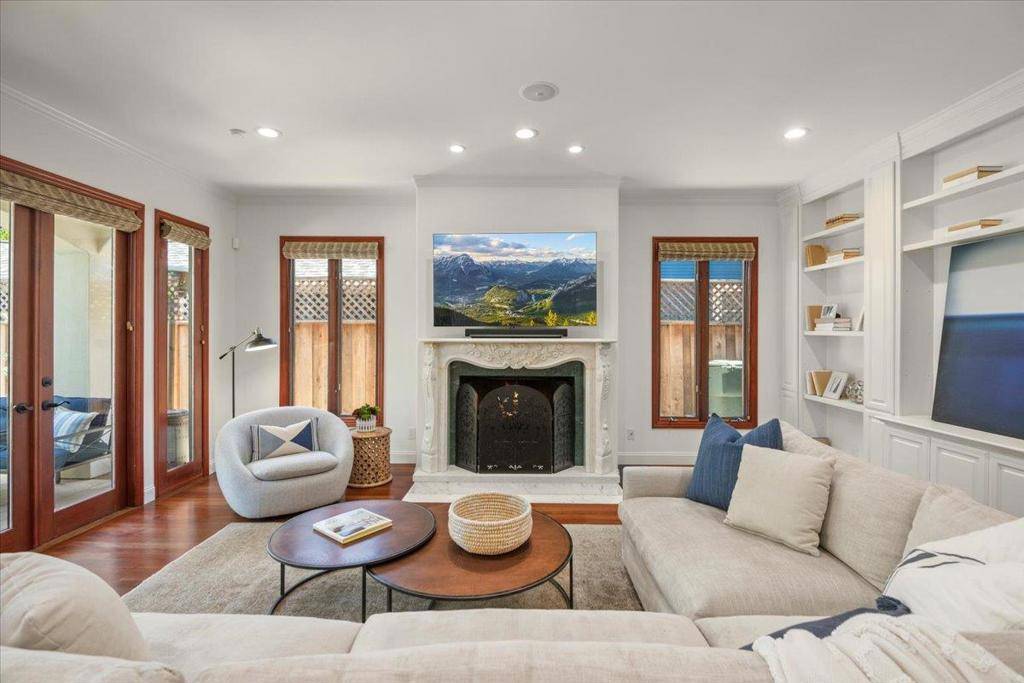 Palo Alto, CA 94301,625 Guinda ST