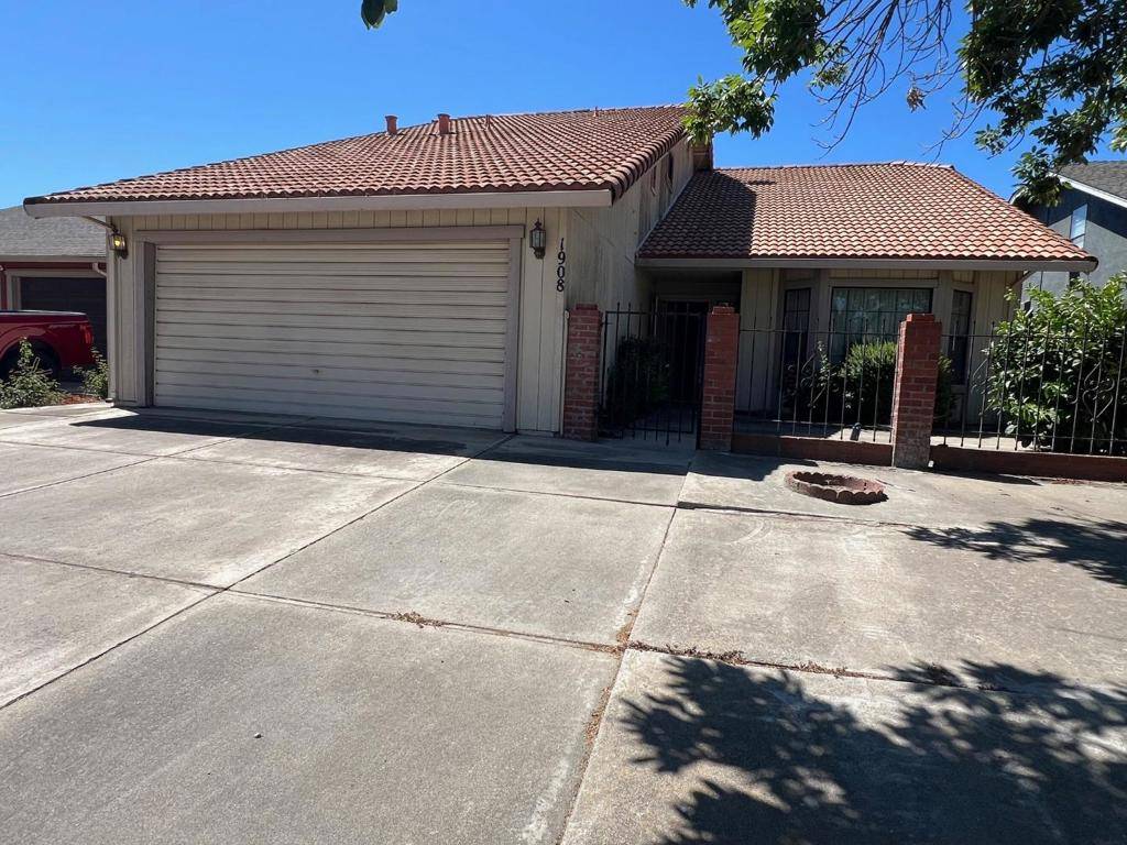 Modesto, CA 95355,1908 Dampy Court
