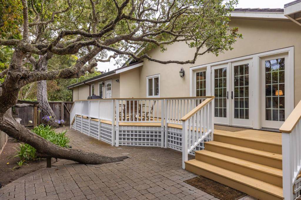 Pebble Beach, CA 93953,1068 The Old DR
