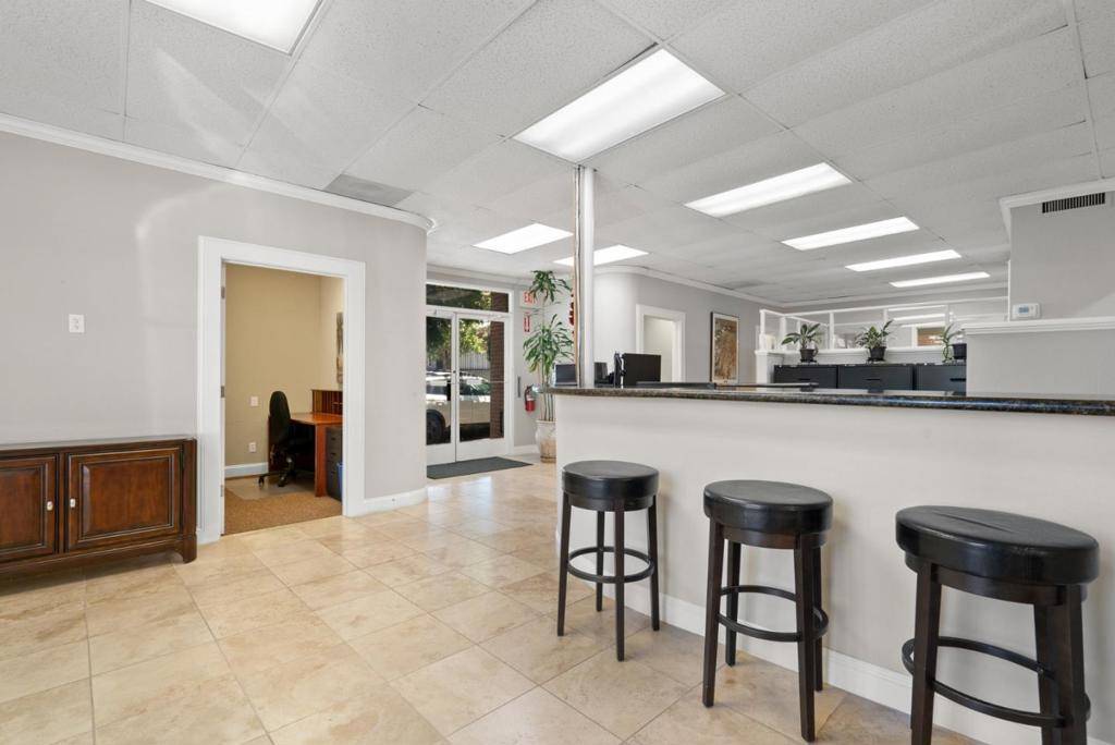 Santa Cruz, CA 95060,129 Water ST