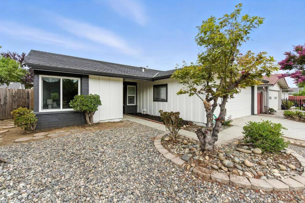 San Jose, CA 95148,2436 Renfield Way