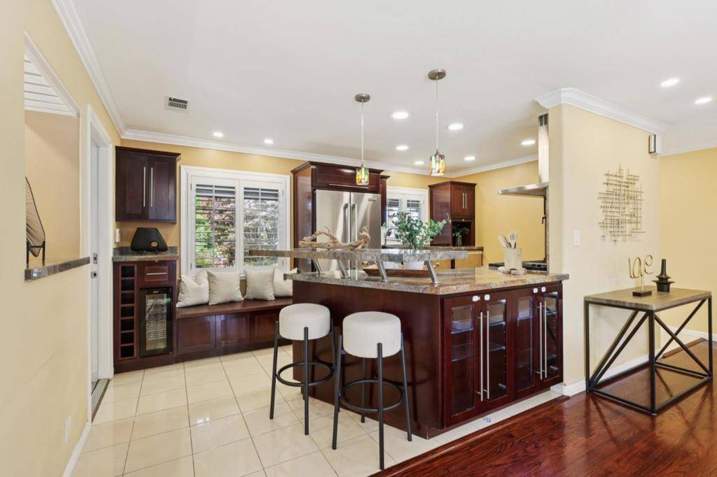 Fremont, CA 94536,37987 Alta DR