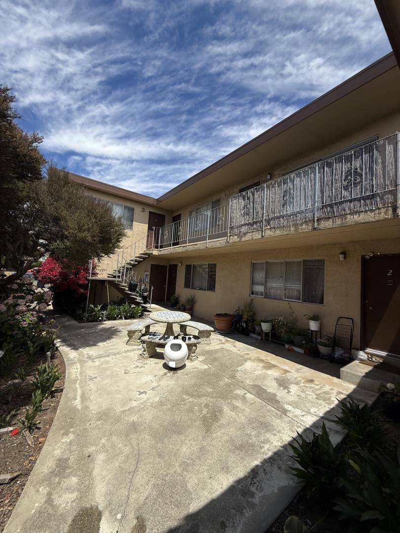 South San Francisco, CA 94080,547 Commercial AVE