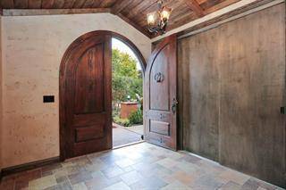Los Altos, CA 94024,1040 Covington RD