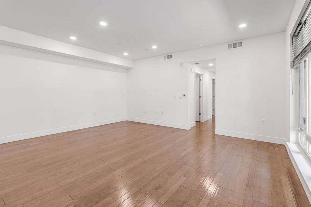 Milpitas, CA 95035,380 Riesling AVE #21