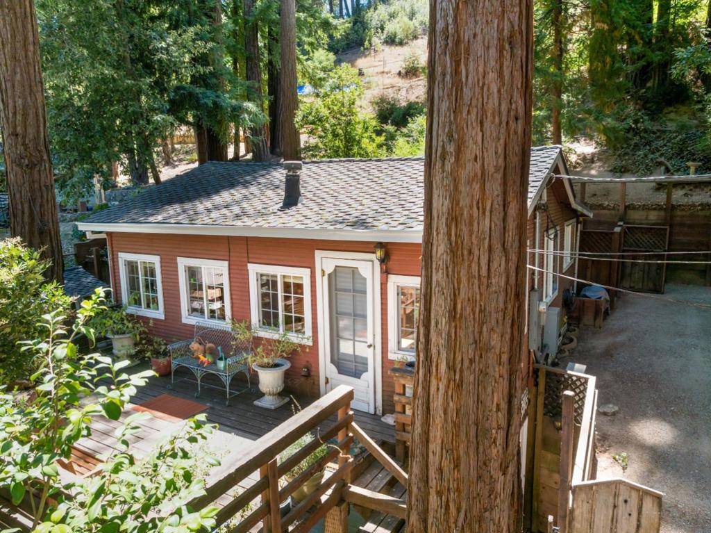 Boulder Creek, CA 95006,233 Acorn DR