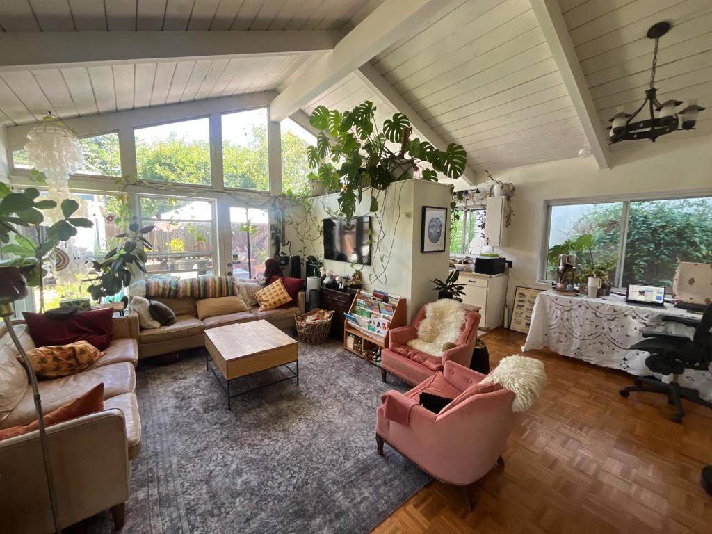 Palo Alto, CA 94306,2145 Park BLVD