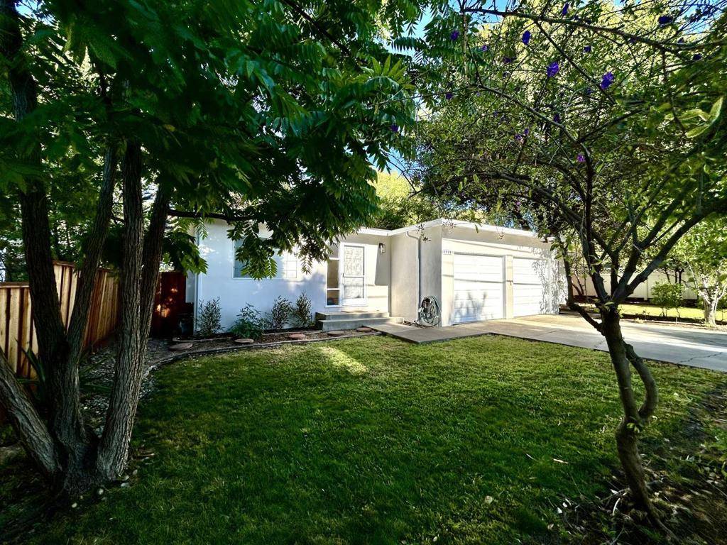 Menlo Park, CA 94025,1908 Menalto AVE