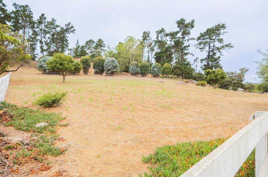 Salinas, CA 93907,19400 Eden CT