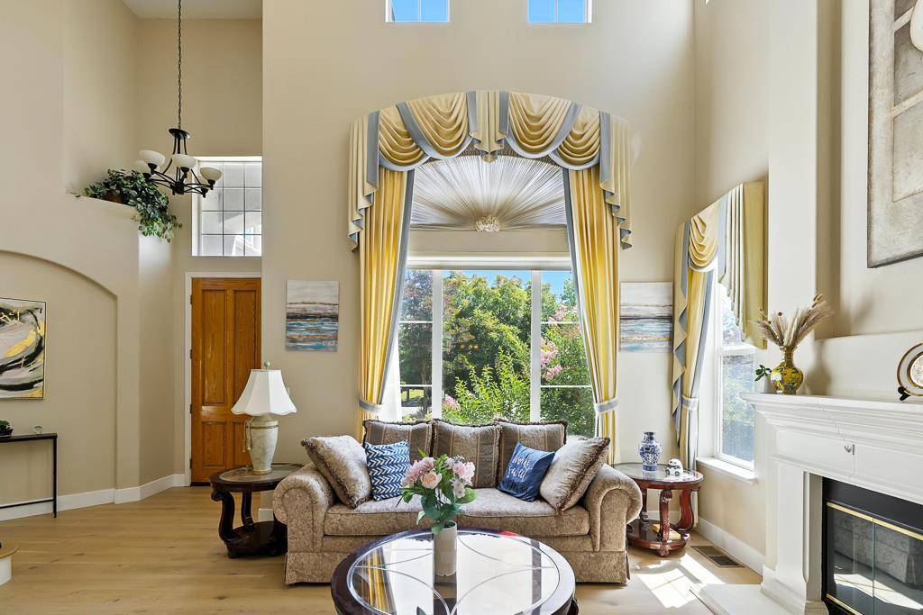 Fremont, CA 94539,553 Lower Vintners CIR
