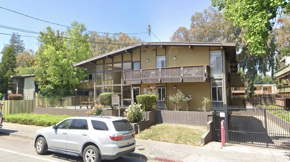 East Palo Alto, CA 94303,25 Newell RD