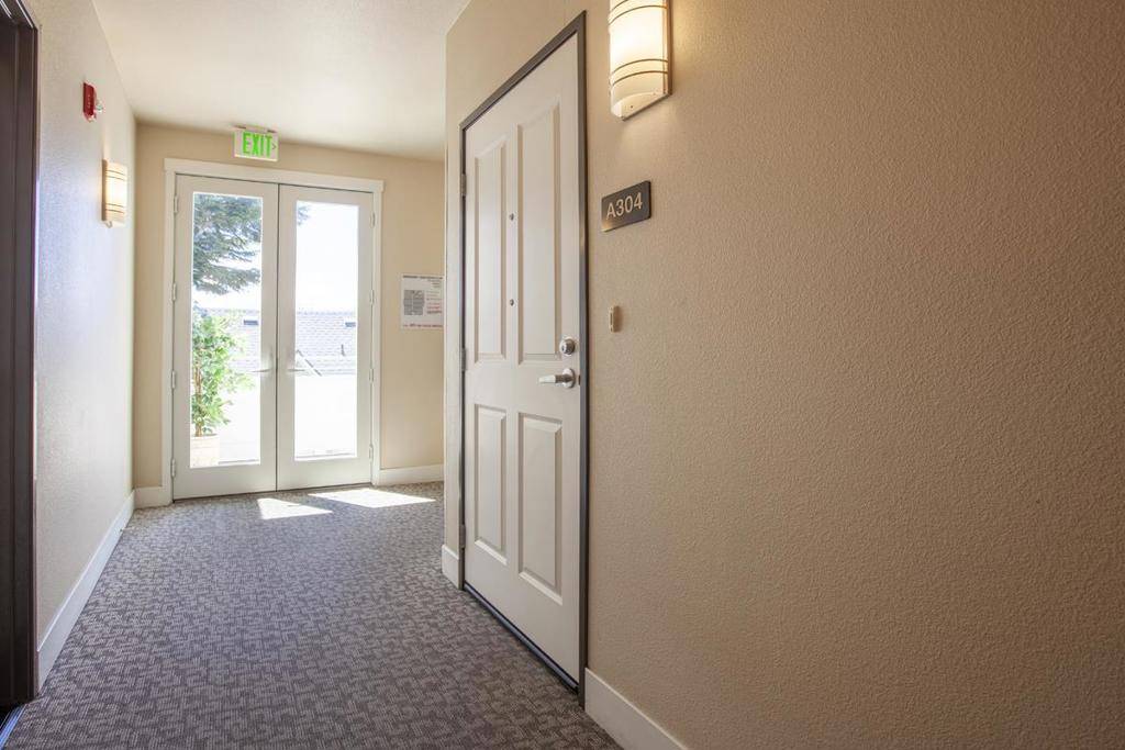 Santa Cruz, CA 95060,224 Laurel ST #A304