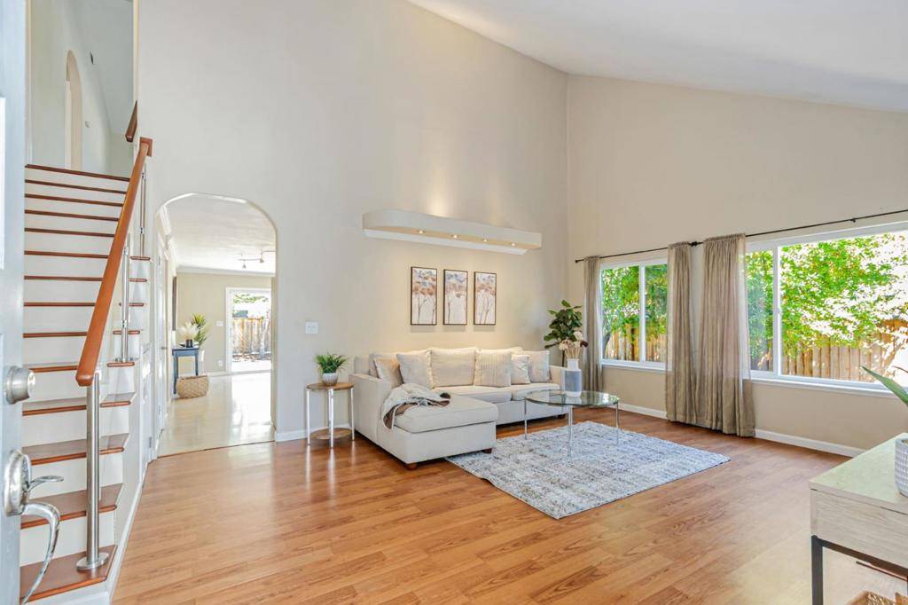 San Jose, CA 95136,273 Marti WAY
