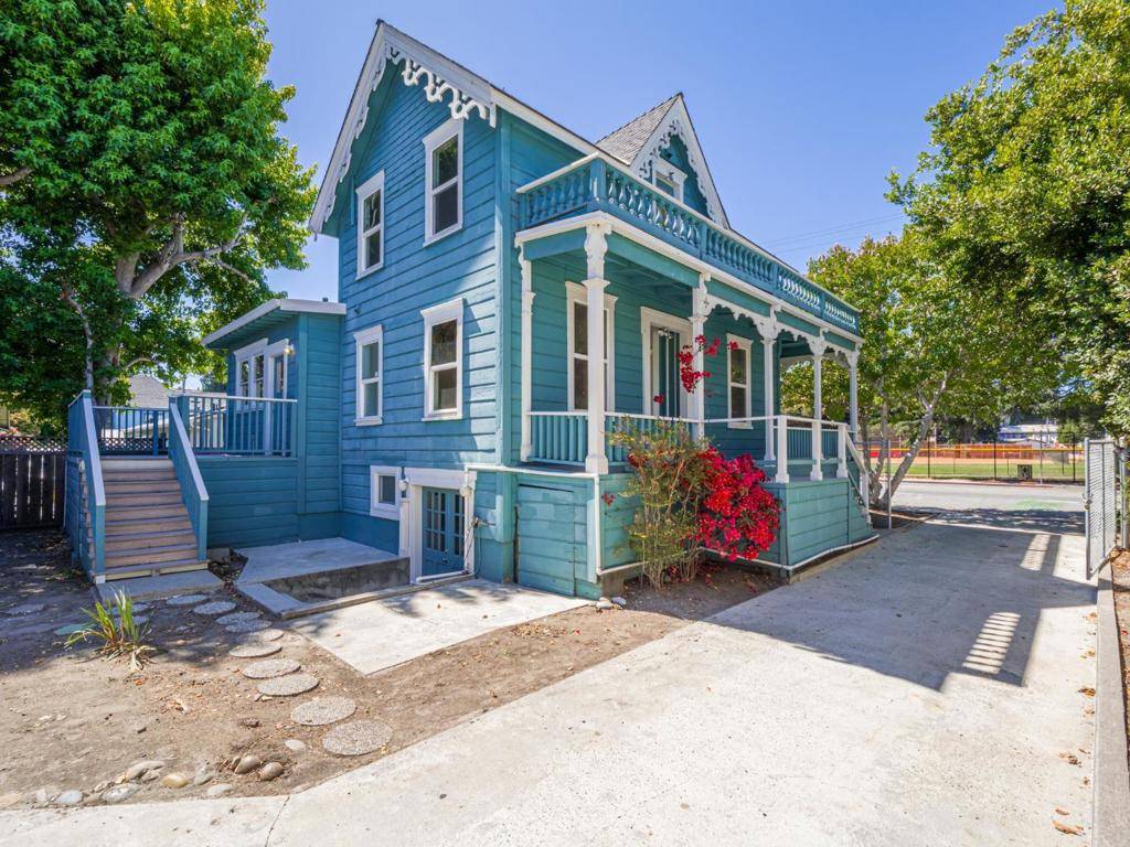 Santa Cruz, CA 95060,807 Laurel ST
