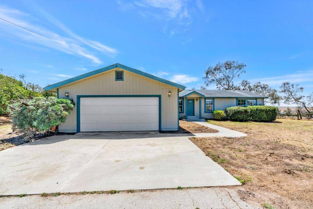 Moss Landing, CA 95039,501 Trail DR