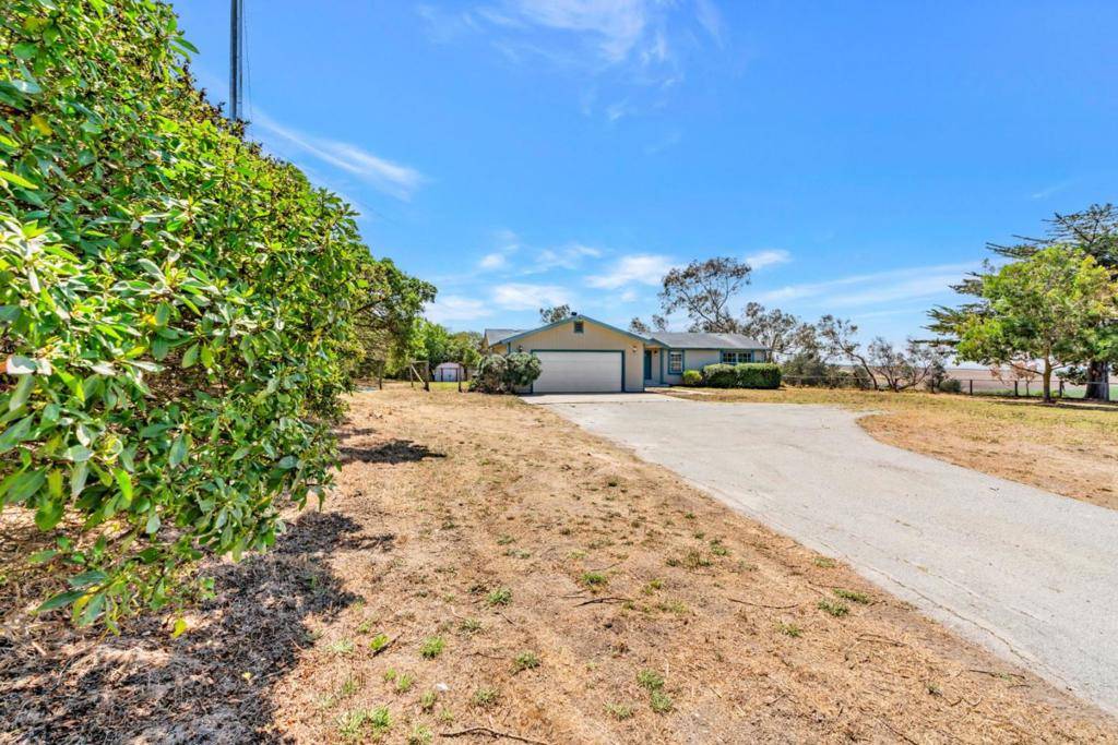 Moss Landing, CA 95039,501 Trail DR