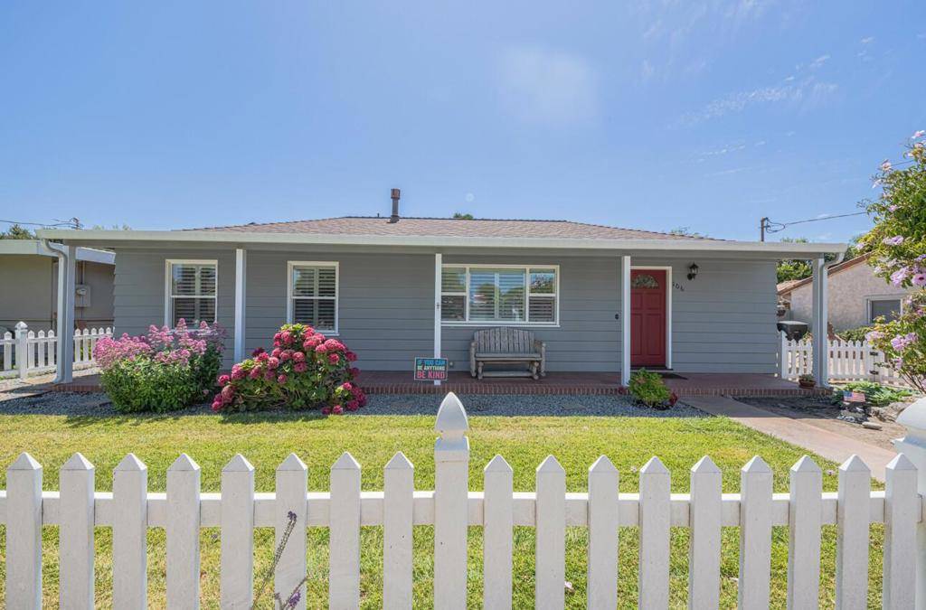 Salinas, CA 93901,106 San Juan DR