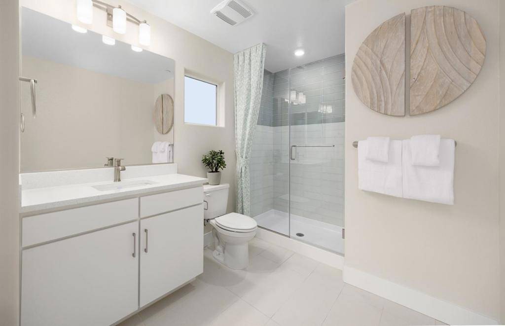 San Mateo, CA 94403,2464 Willow WAY