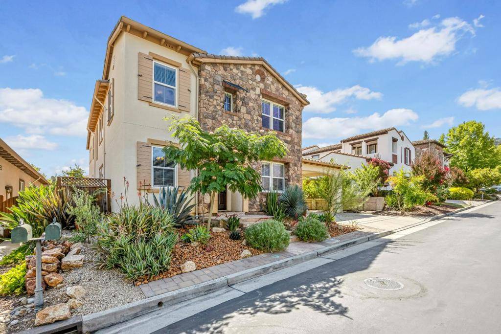 Gilroy, CA 95020,7632 Braid CT