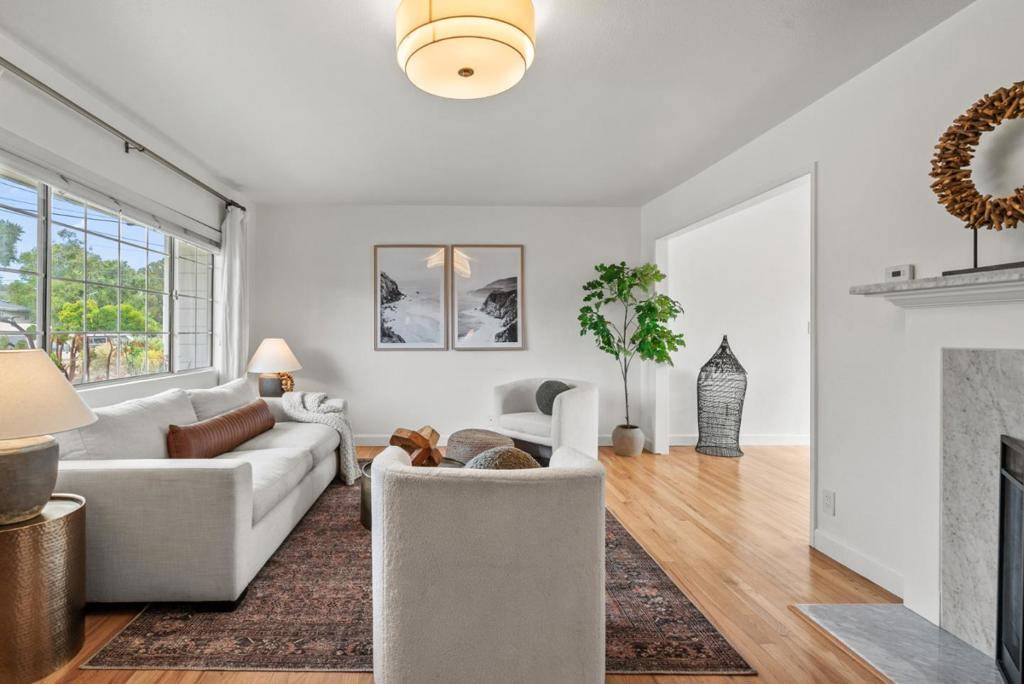 Santa Cruz, CA 95065,3080 Eleanor WAY