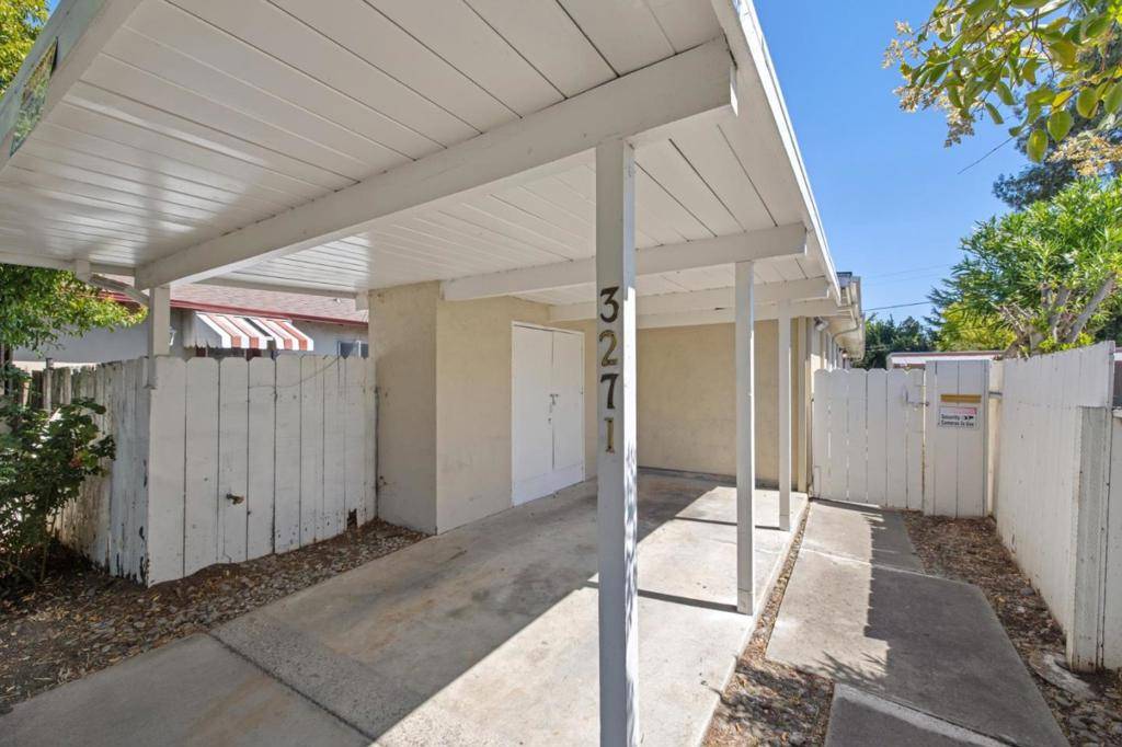 Palo Alto, CA 94306,3271 Alma ST