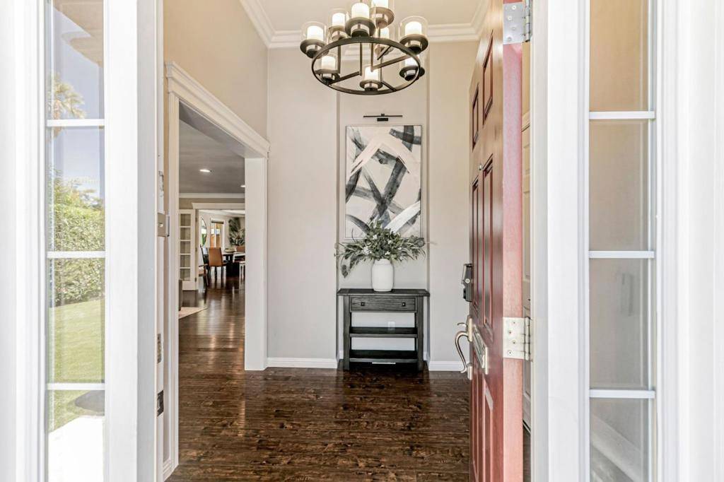 San Jose, CA 95123,5562 Starcrest DR