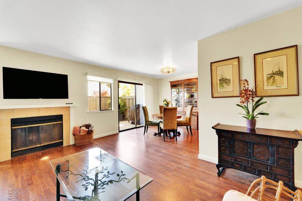 Santa Cruz, CA 95062,2958 Leotar CIR