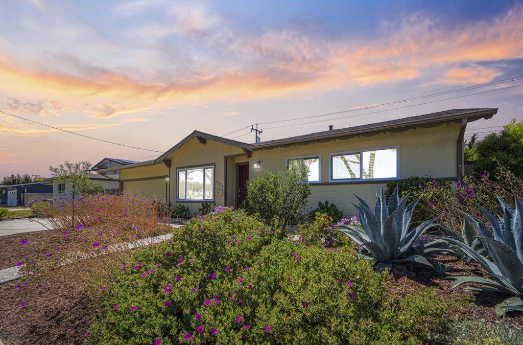 Salinas, CA 93901,624 Hartnell ST