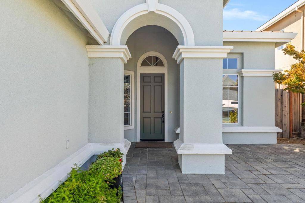 Gilroy, CA 95020,1476 Senegal CT