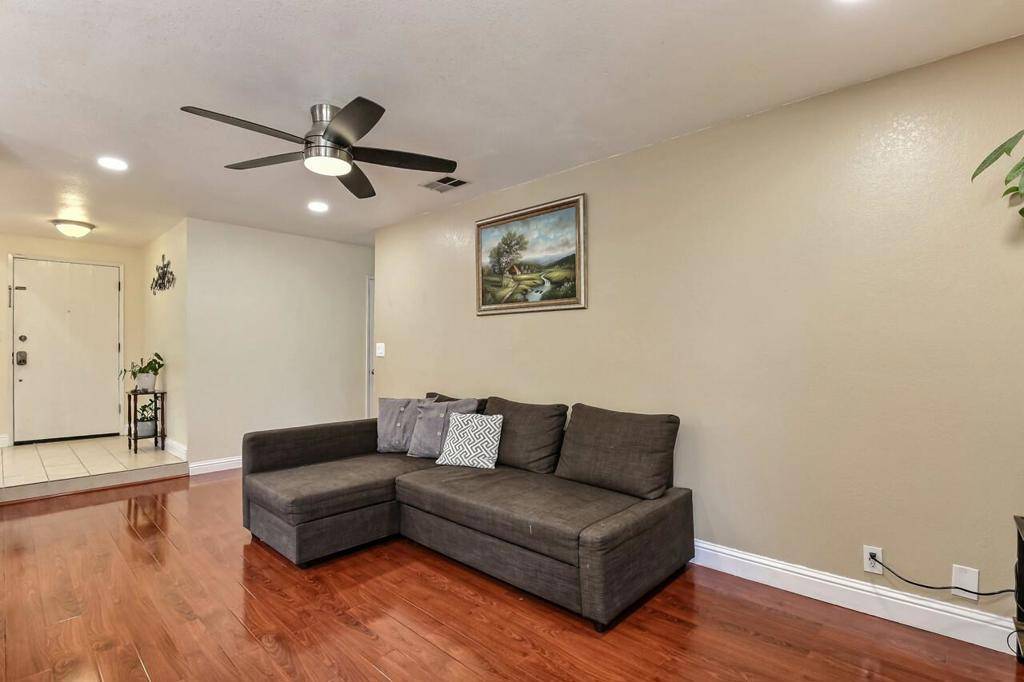 Fremont, CA 94555,33456 Caliban DR