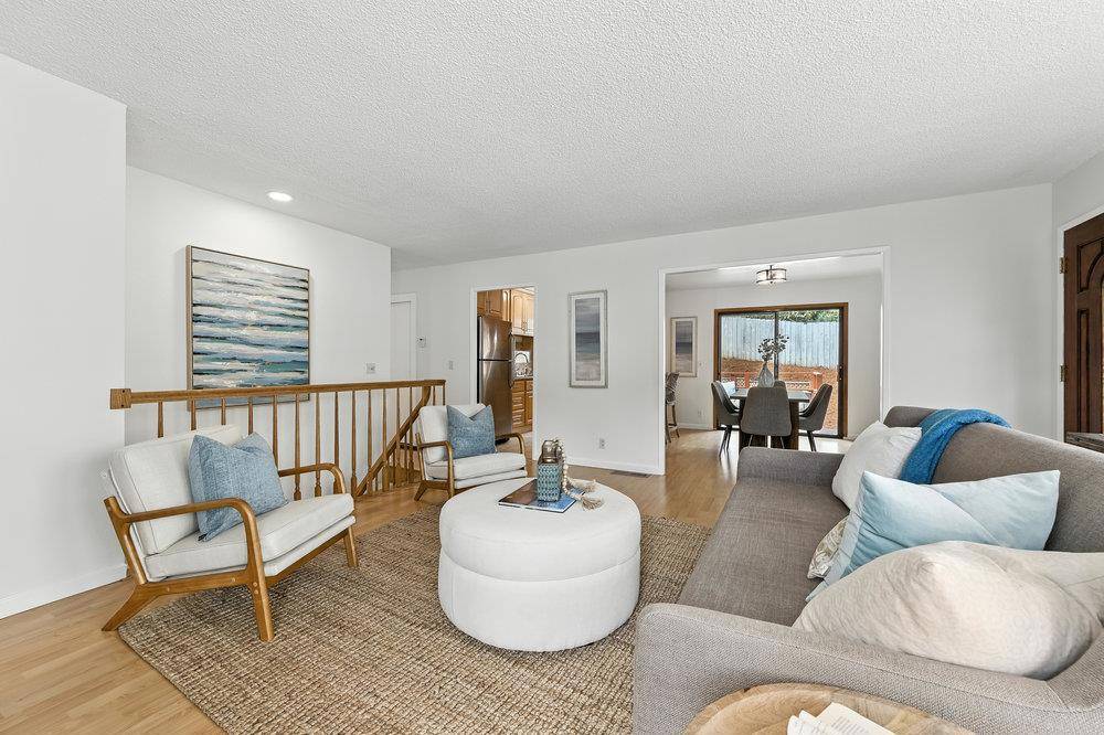 Pacifica, CA 94044,1527 Terra Nova BLVD
