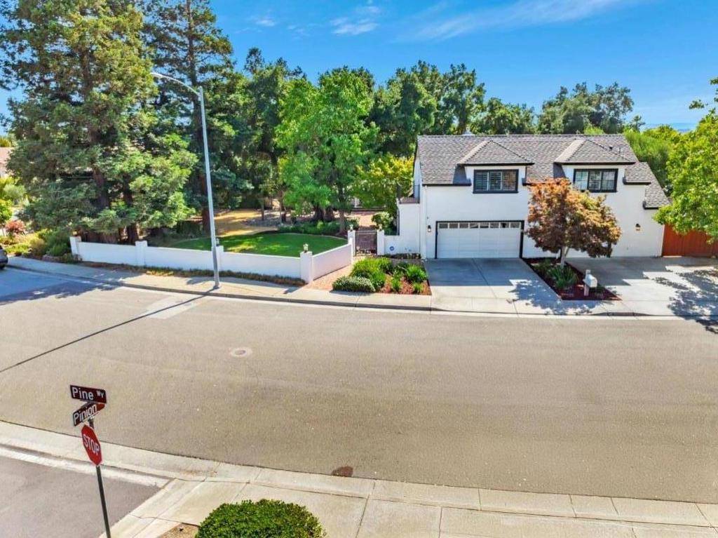 Morgan Hill, CA 95037,16995 Pine WAY
