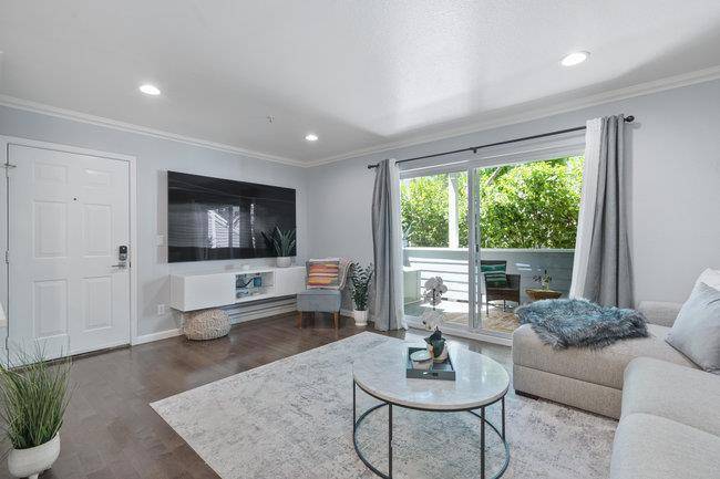 Santa Cruz, CA 95060,41 Grandview ST #702