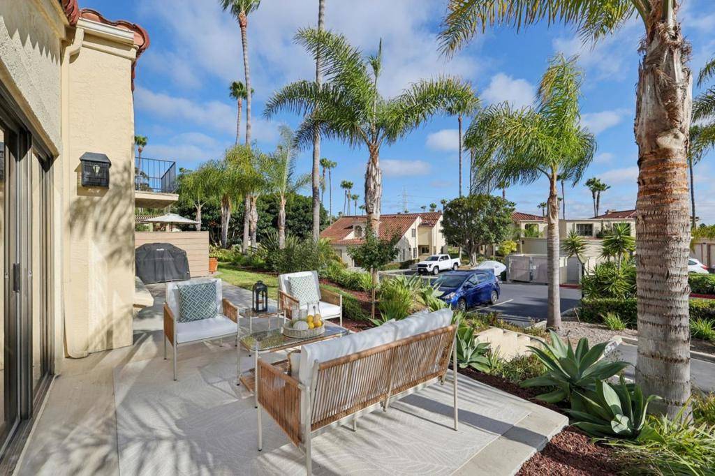 Carlsbad, CA 92009,3107 Camino Del Arco