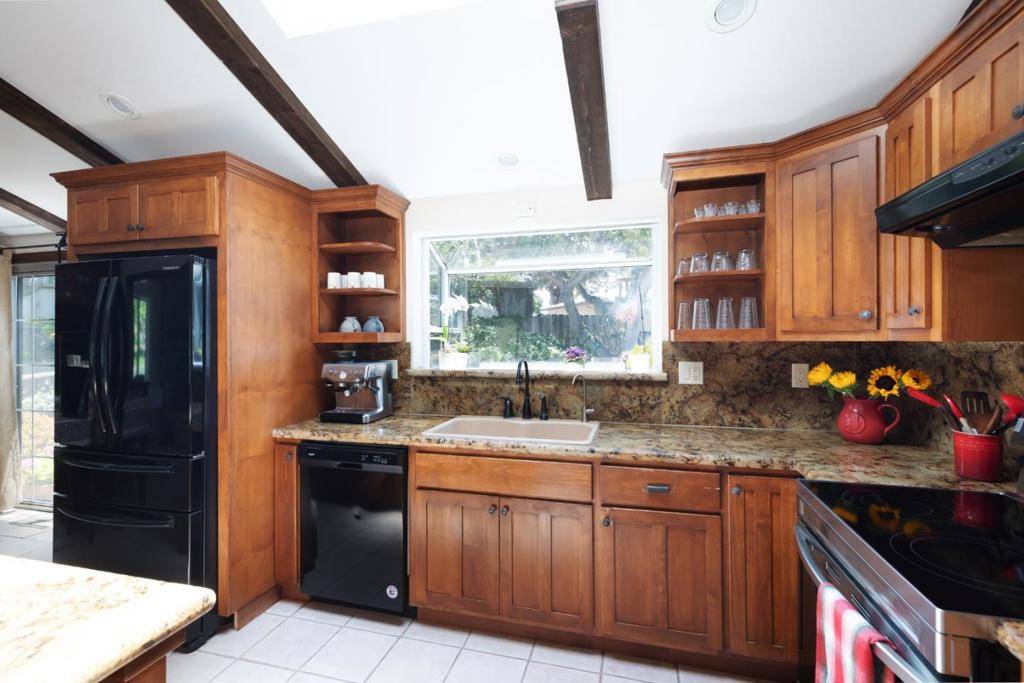 Salinas, CA 93907,14892 Blue Oak PL