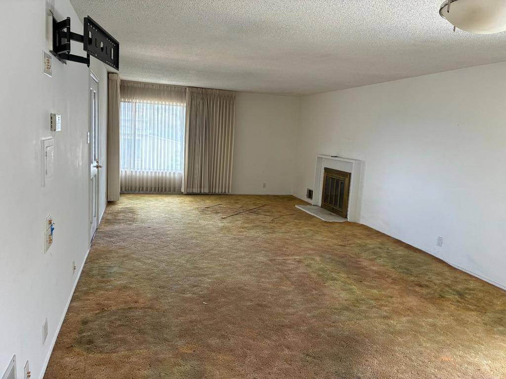 South San Francisco, CA 94080,400 Zamora DR