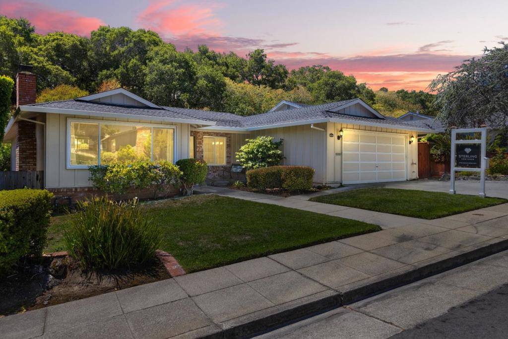 San Mateo, CA 94403,1441 Woodberry AVE
