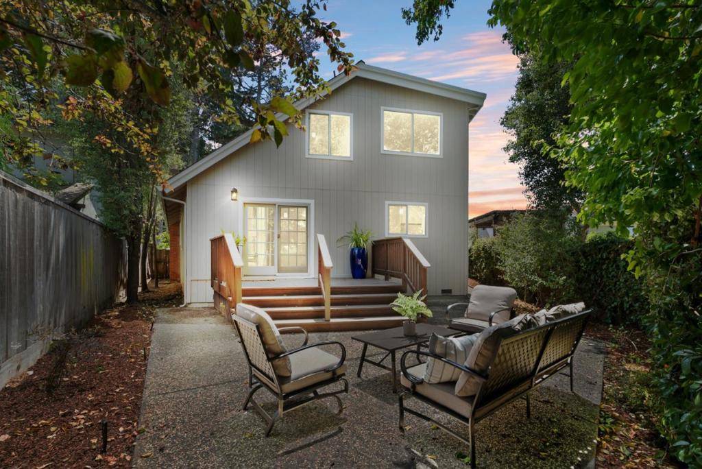 Aptos, CA 95003,405 Dorsey AVE