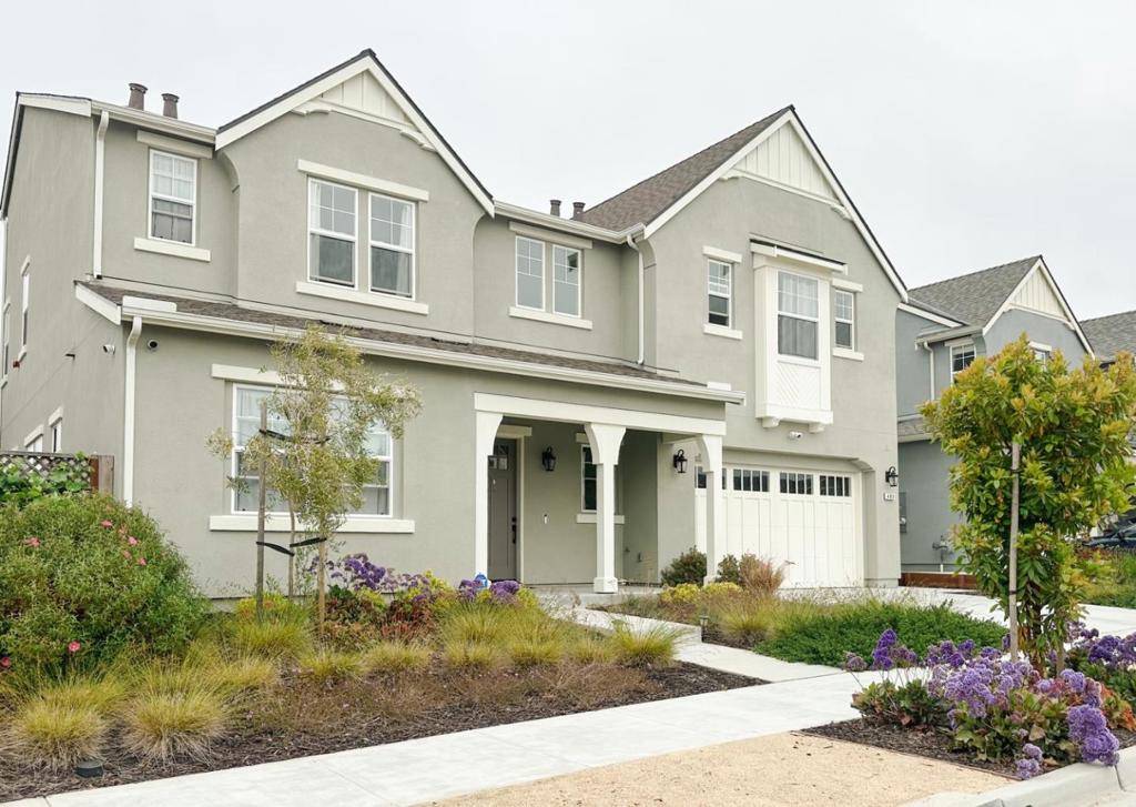 Marina, CA 93933,489 Russell WAY