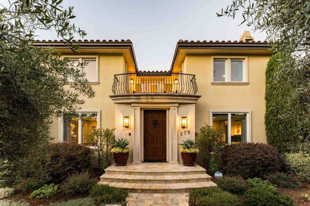 Palo Alto, CA 94306,579 Glenbrook DR