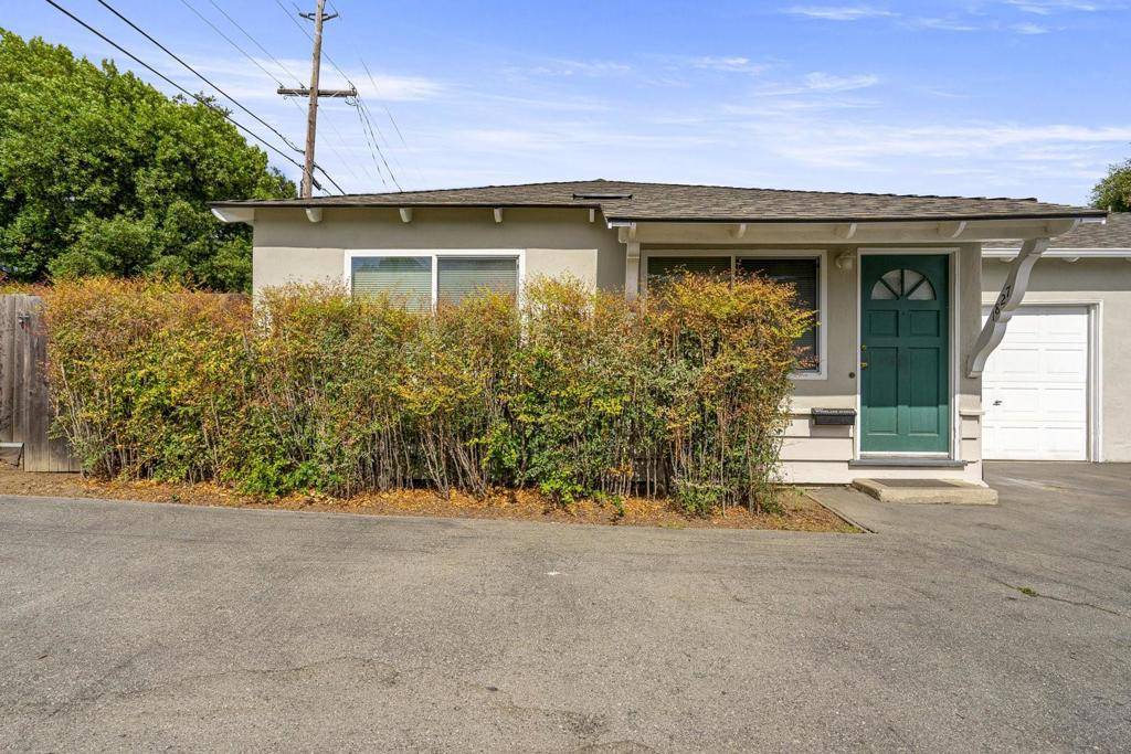 East Palo Alto, CA 94303,1827 Woodland AVE