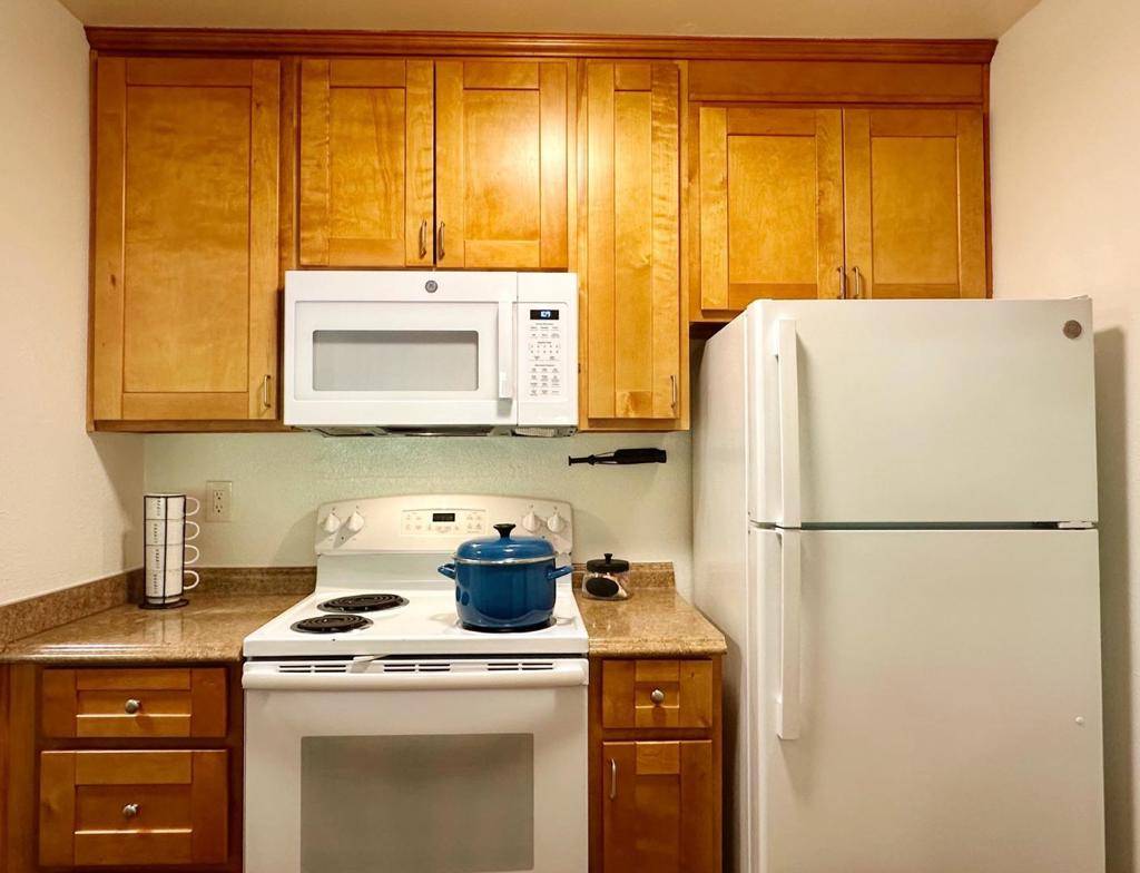 San Bruno, CA 94066,8129 Shelter Creek LN