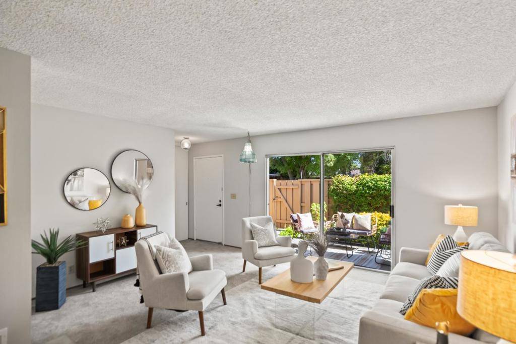 Sunnyvale, CA 94087,125 Connemara WAY #26