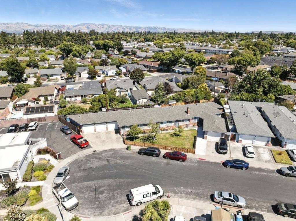 Santa Clara, CA 95050,2491 Karen DR