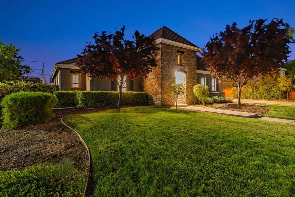 Morgan Hill, CA 95037,325 Peebles AVE
