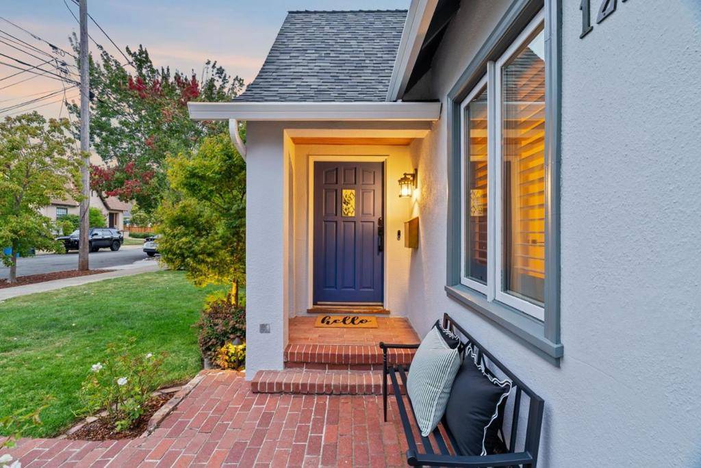 San Mateo, CA 94402,1223 Rhus ST