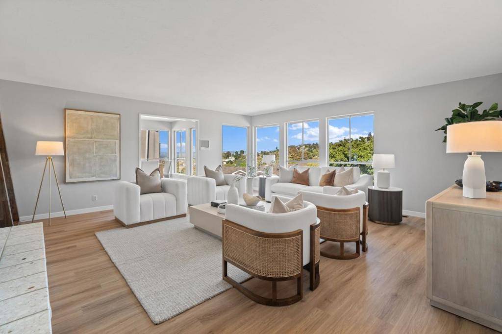 San Mateo, CA 94403,942 Viewridge DR